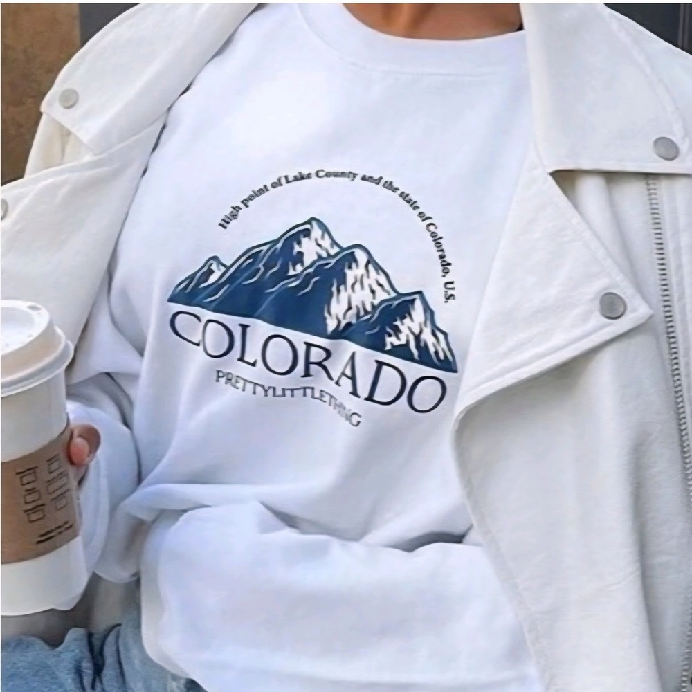 PrettyLittleThing White Colorado Mountain Graphic Oversized Sweatshirt M CMU1725
